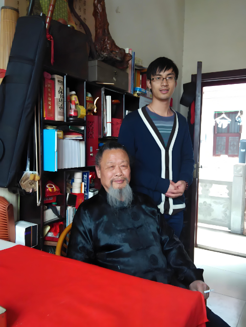 唐清元与恩师张先春道长